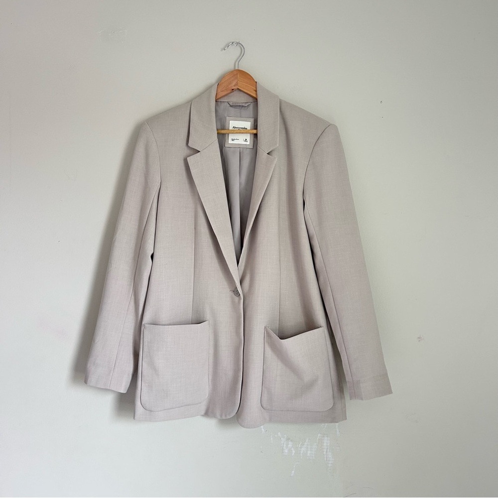 Abercrombie & Fitch Women's Classic Suiting Blazer